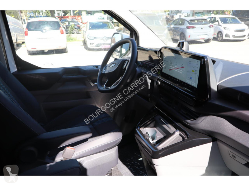 Véhicule utilitaire Ford