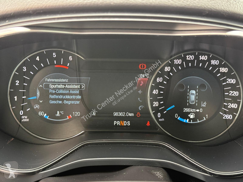 Véhicule utilitaire Ford Turnier Titanium 2.0...