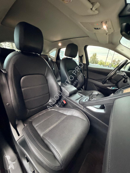 Úžitkové vozidlo Jaguar D180 AWD 2.0 180CH S BVA9
