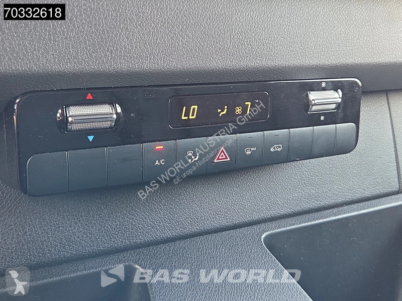 Véhicule utilitaire Mercedes 317 CDI Automatik...