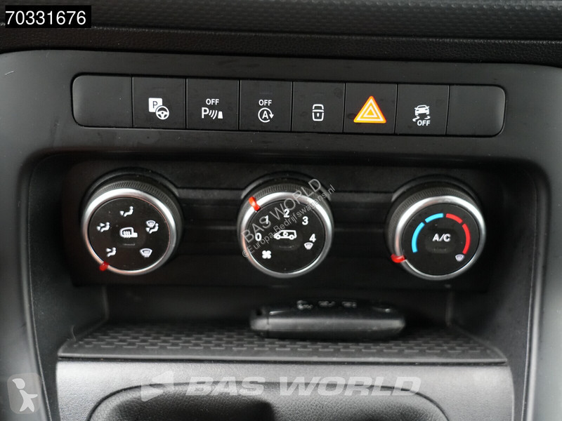 Véhicule utilitaire Mercedes L2H1 LED Klima...