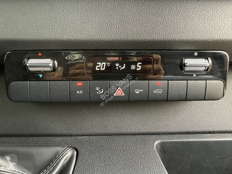 Véhicule utilitaire Mercedes 515 1.9 CDI 150PK...