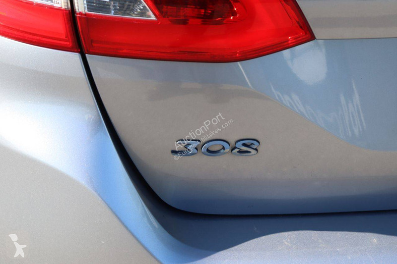 Véhicule utilitaire Peugeot