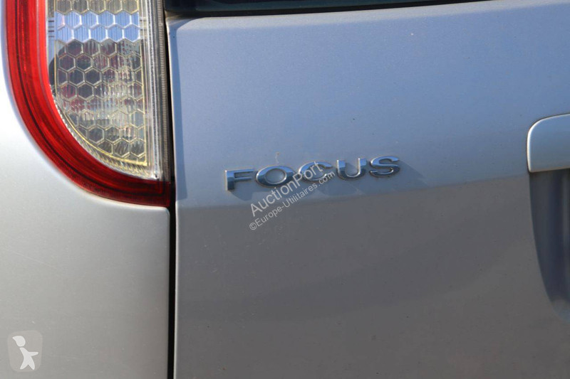 Véhicule utilitaire Ford