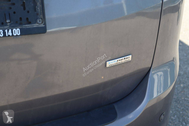 Véhicule utilitaire Ford Grand