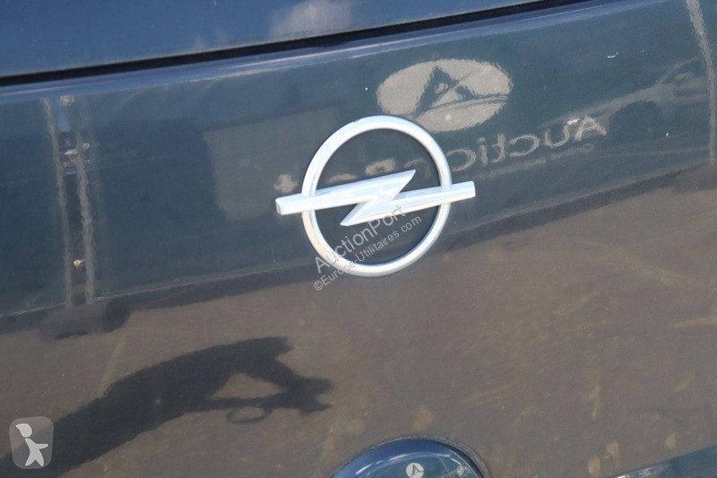 Véhicule utilitaire Opel