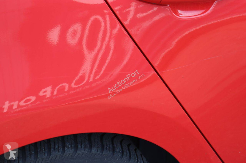 Véhicule utilitaire KIA  cee'd
