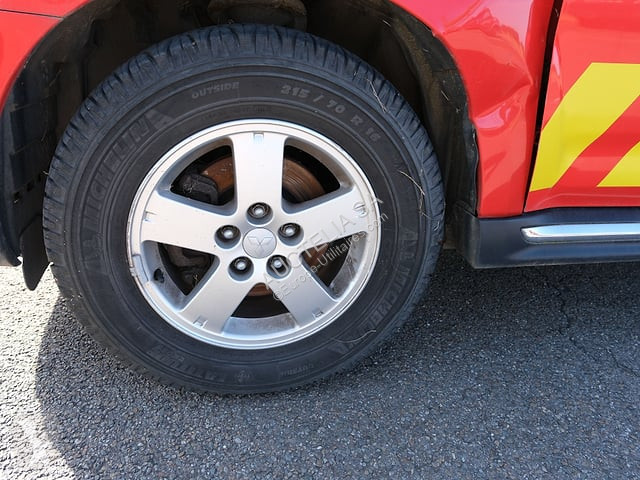 Véhicule utilitaire Mitsubishi