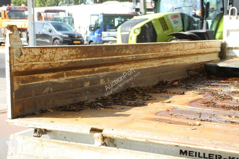 Véhicule utilitaire Iveco 80-210