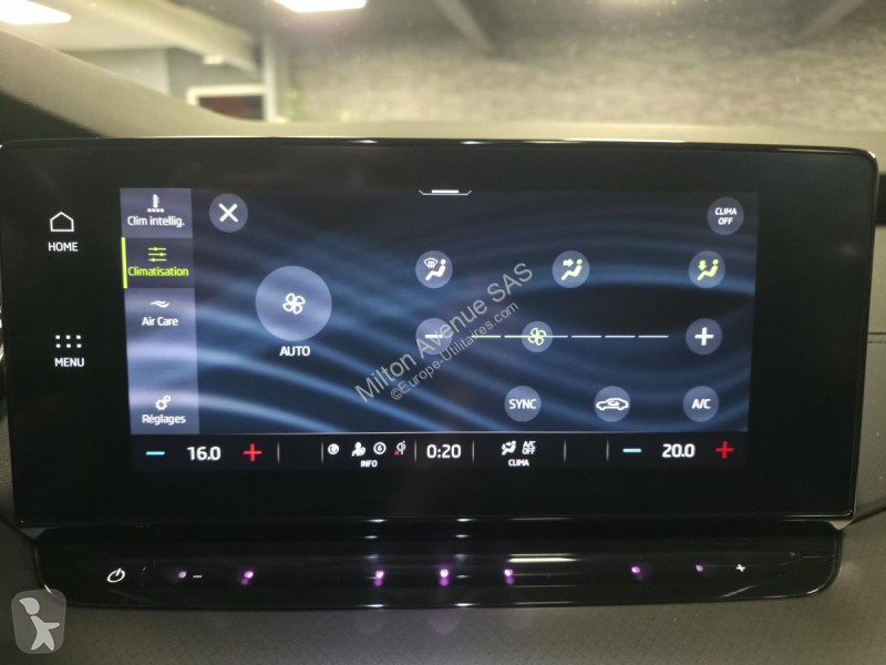 Véhicule utilitaire Skoda OCTAVIA Combi 2.0 TDI...