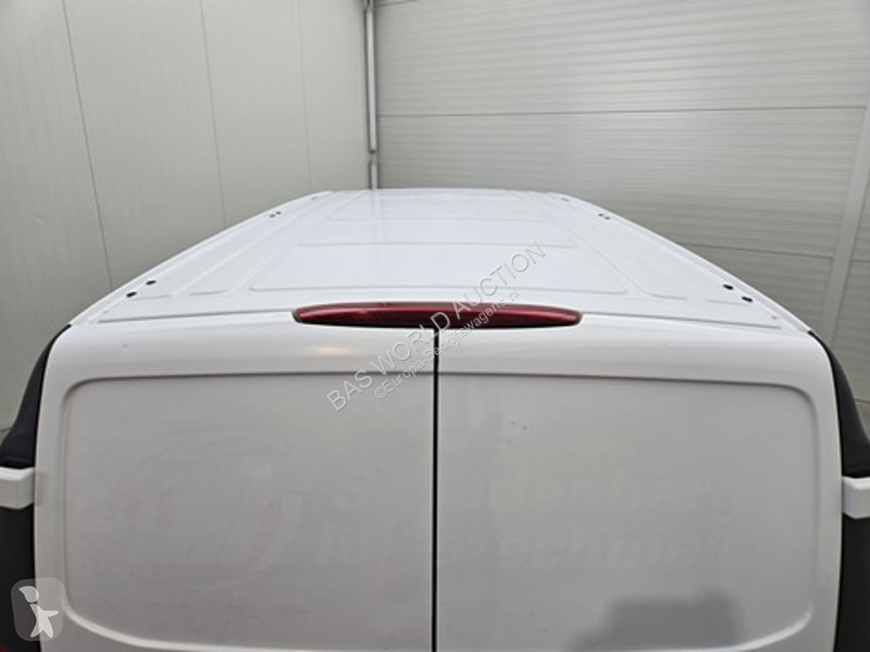 Véhicule utilitaire Mercedes 111 CDI Lang