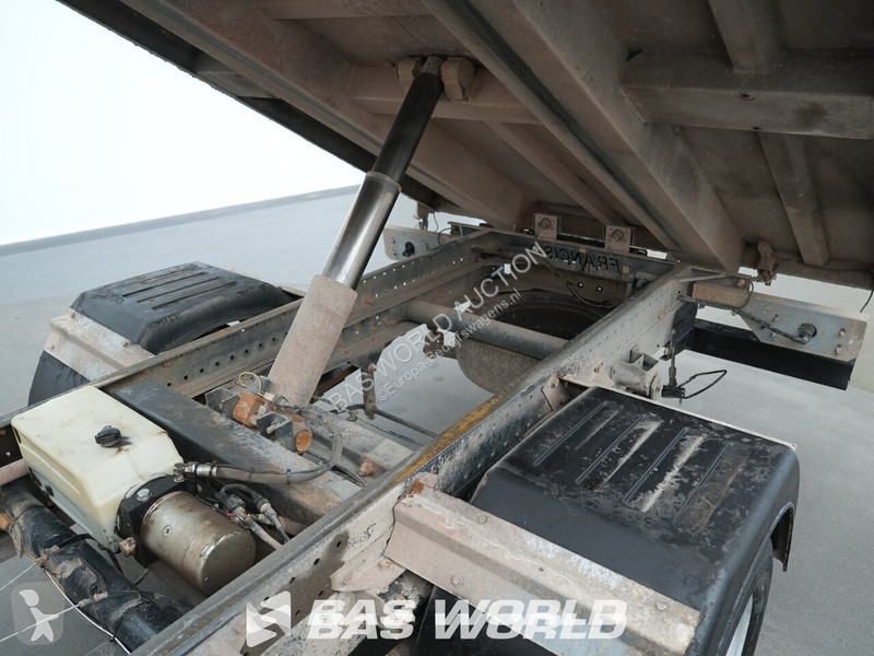 Véhicule utilitaire Iveco 35C17
