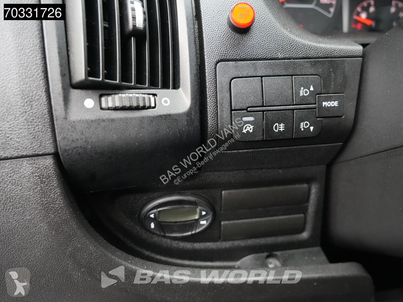 Véhicule utilitaire Peugeot Laadklep Bakwagen...