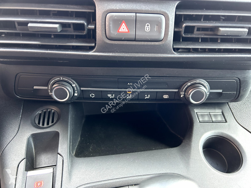 Furgoneta Peugeot Standard 650KG 1.5 Bluehdi...