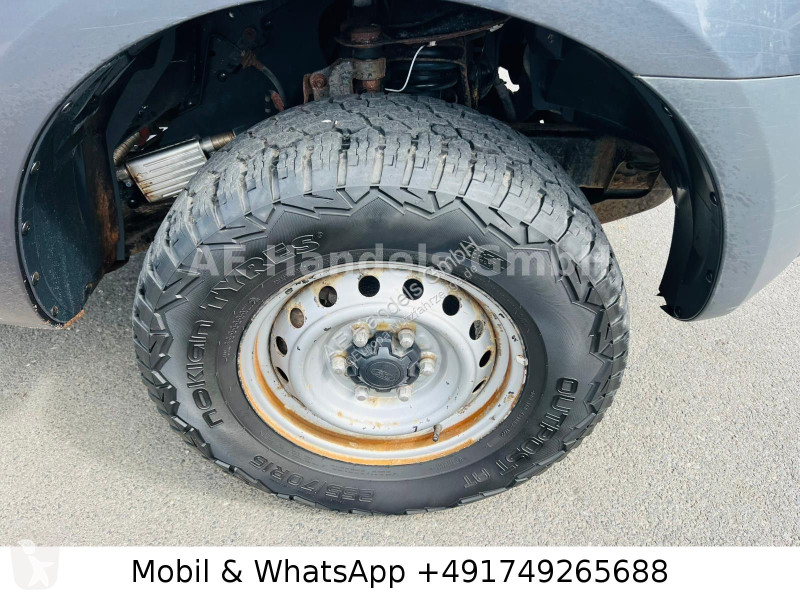 Лекотоварен автомобил Ford XL 2.2 DoKa 4x4...