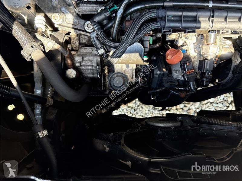 Véhicule utilitaire Opel 2.2 103 KW KA L4H2