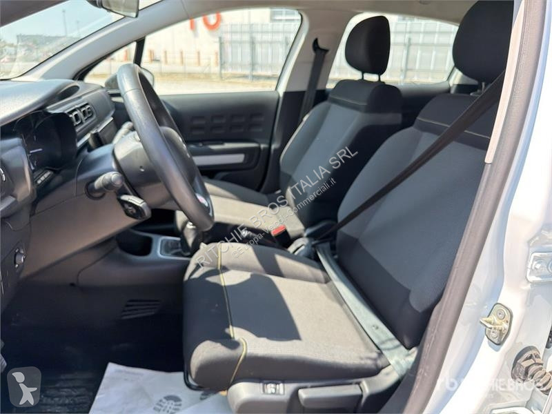 Комерційні автомобілі Citroën C3