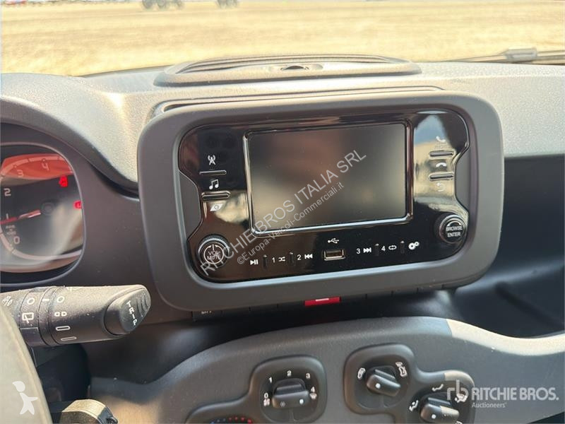 Комерційні автомобілі Fiat 1.0