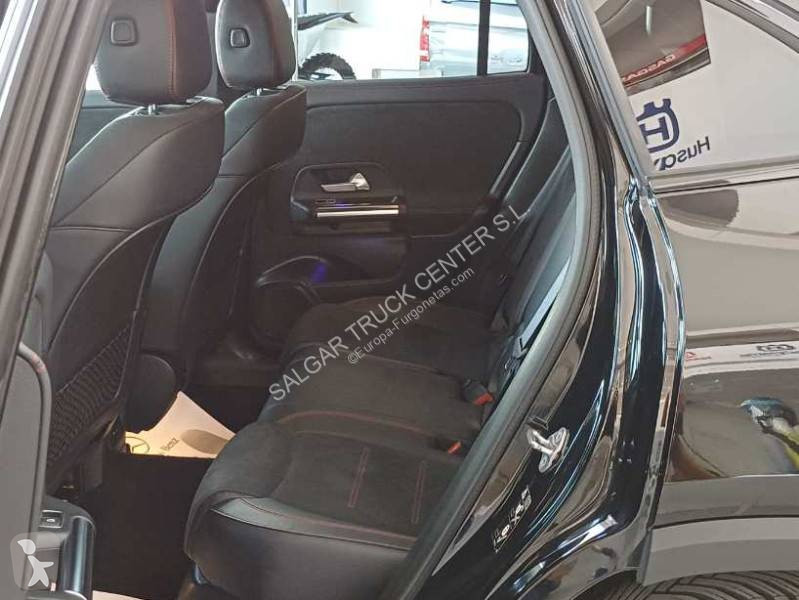Комерційні автомобілі Mercedes