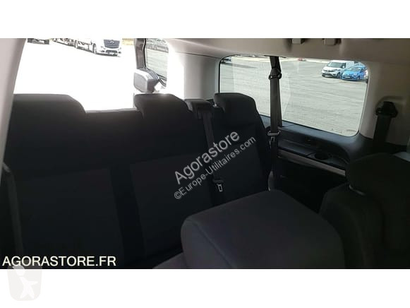 Véhicule utilitaire