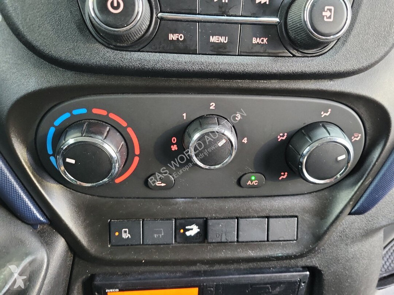 Furgoneta Iveco 72C18