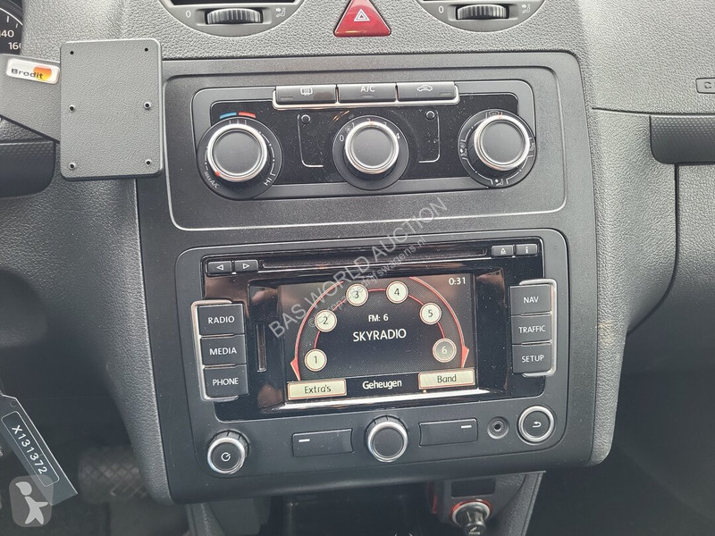 Лекотоварен автомобил Volkswagen 102PK