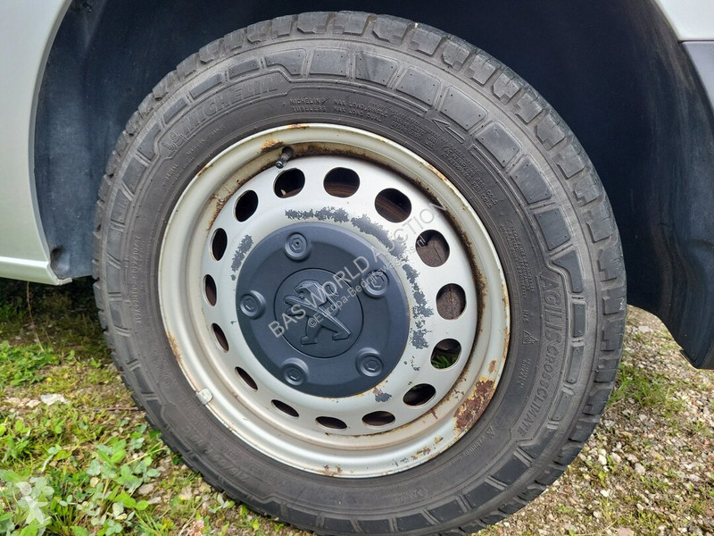 Furgoneta Peugeot 120pk