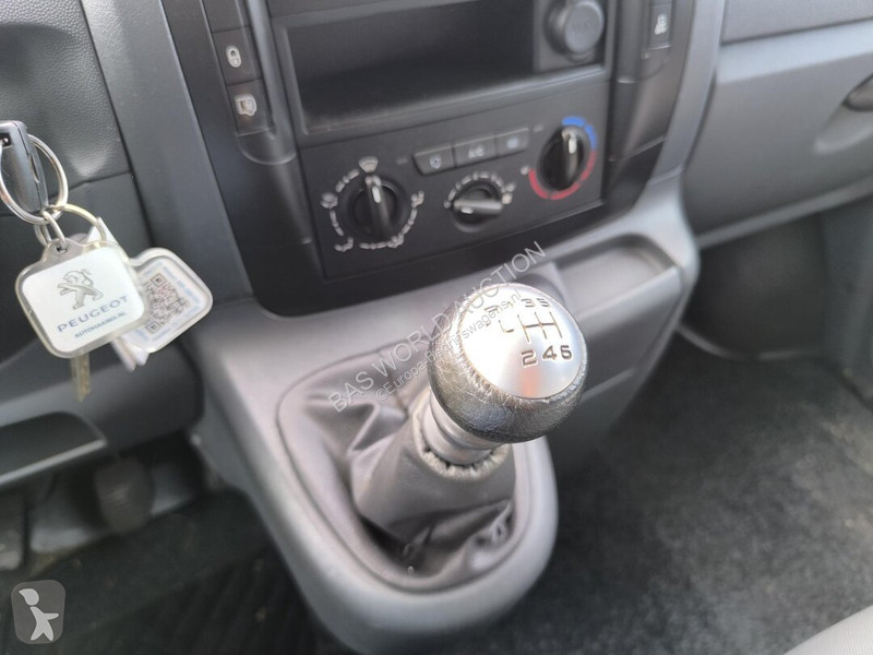 Furgoneta Peugeot 128pk