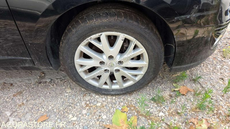 Лекотоварен автомобил Renault MEGANE