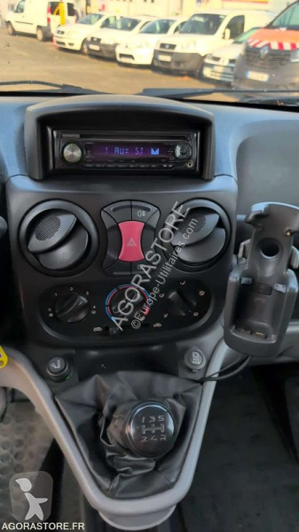 Лекотоварен автомобил Fiat DOBLO