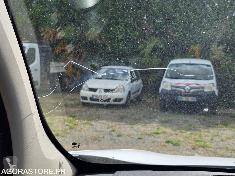 Лекотоварен автомобил Renault