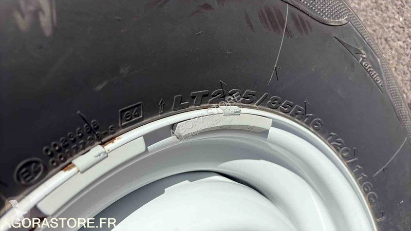 Furgoneta Land Rover DEFENDER