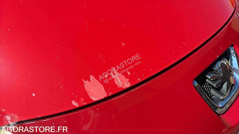 Лекотоварен автомобил Peugeot 207