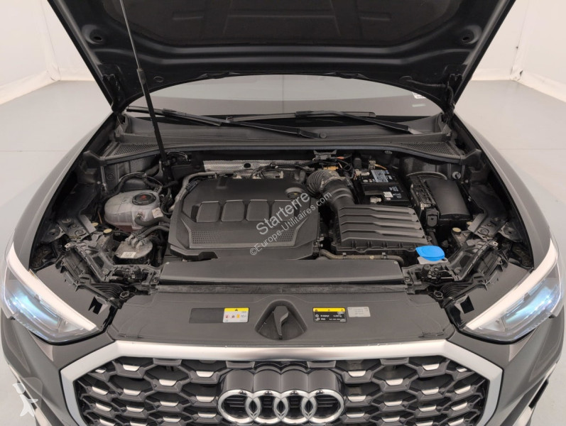 Véhicule utilitaire Audi Q3