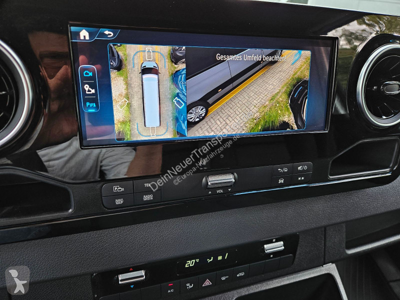 Лекотоварен автомобил Mercedes 317 CDI...