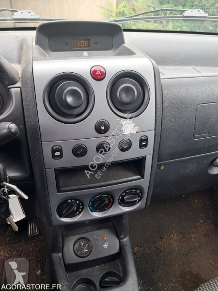 Furgoneta Citroën BERLINGO