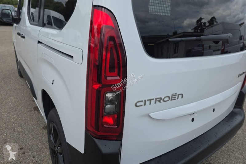 Véhicule utilitaire Citroën  BERLINGO CABINE...