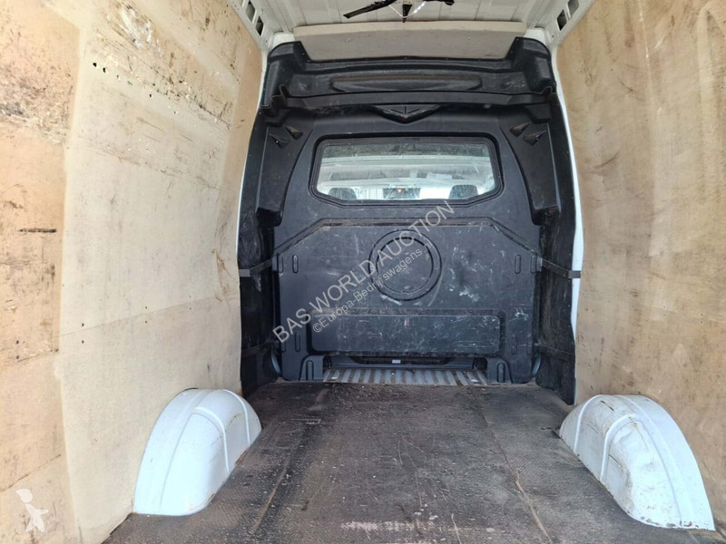 Furgoneta Iveco 3.0D 352L DC 6P. H2 AUT/ECC