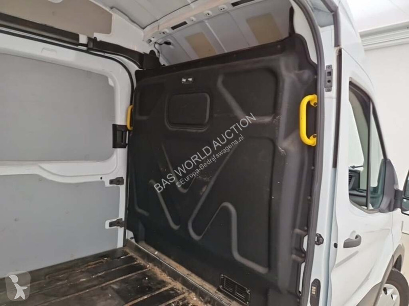 Užitkové vozidlo Ford 350 2.0 TDCI L3H2 Trend...