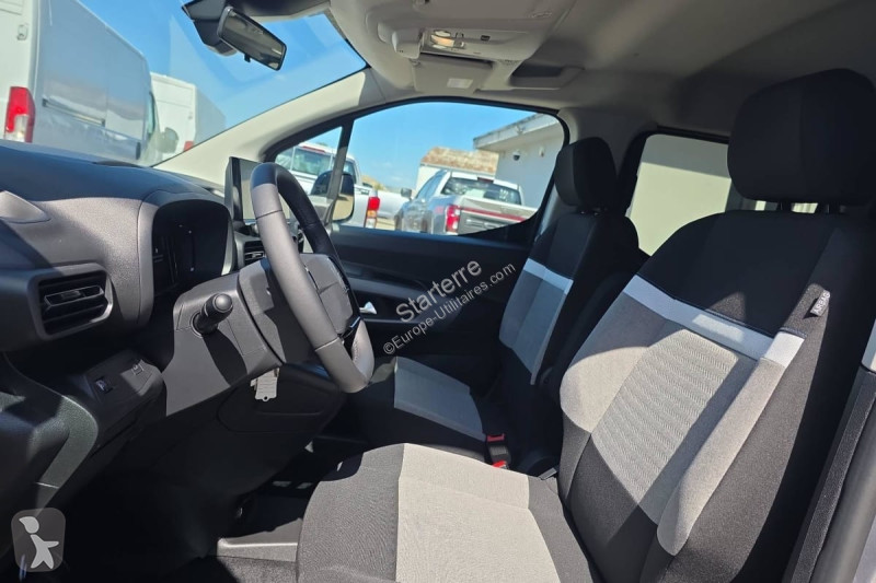 Véhicule utilitaire Citroën  BERLINGO CABINE...