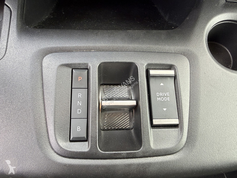 Furgoneta Opel 50kWh 136PK Elektrisch! L1 285KM...