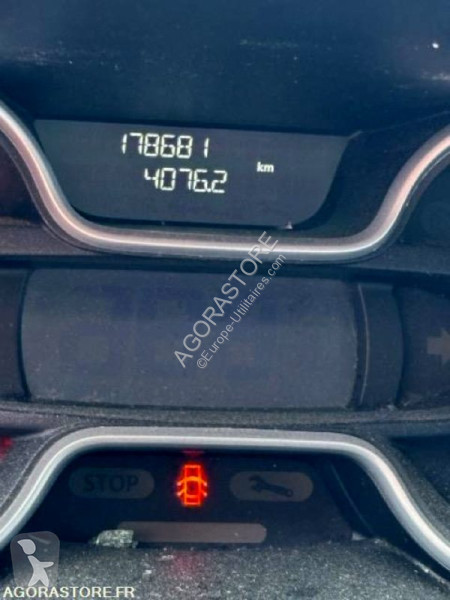 Veículo utilitário Renault TRAFIC