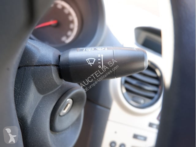Veículo utilitário Opel