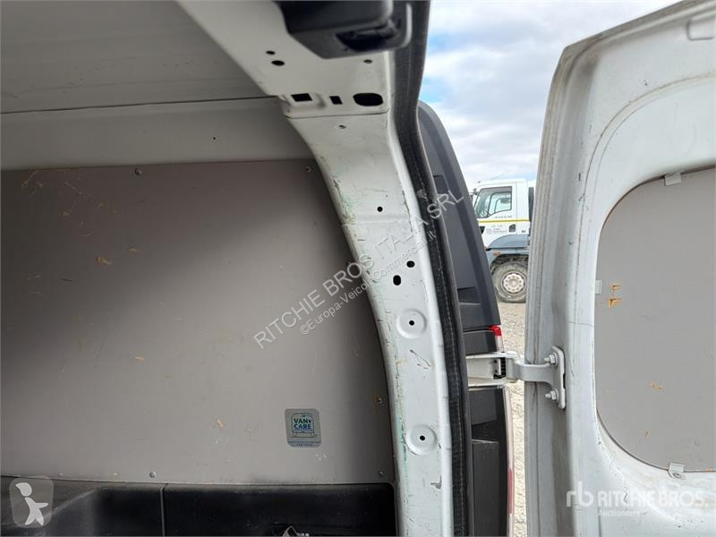 Veículo utilitário Renault Cargo Van