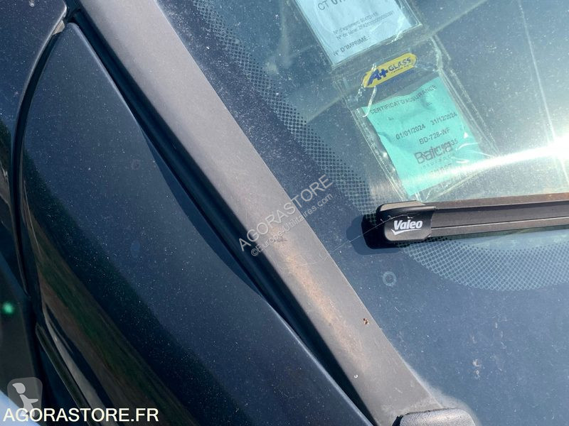 Véhicule utilitaire Fiat DOBLO