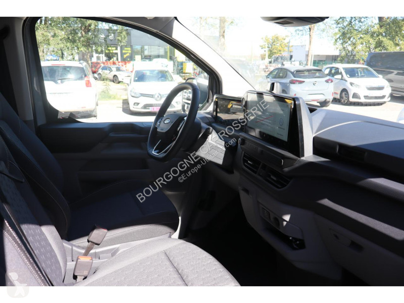 Véhicule utilitaire Ford