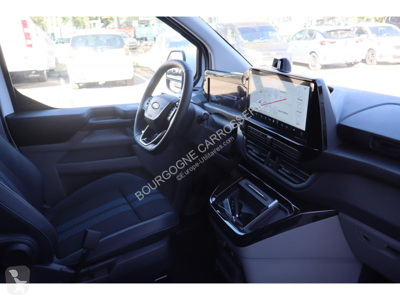 Véhicule utilitaire Ford