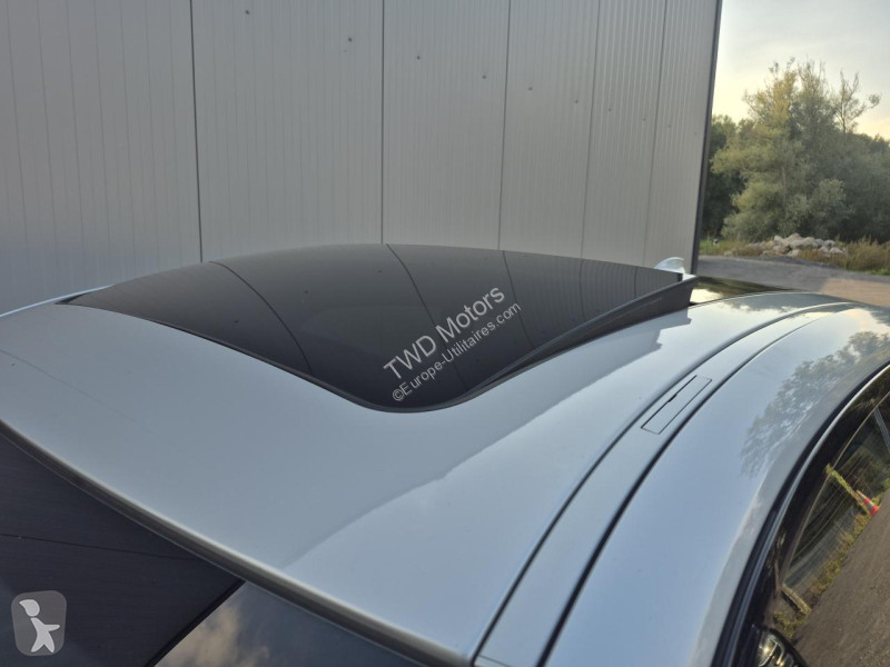 Véhicule utilitaire BMW