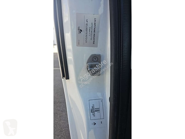 Véhicule utilitaire Renault TRAFIC
