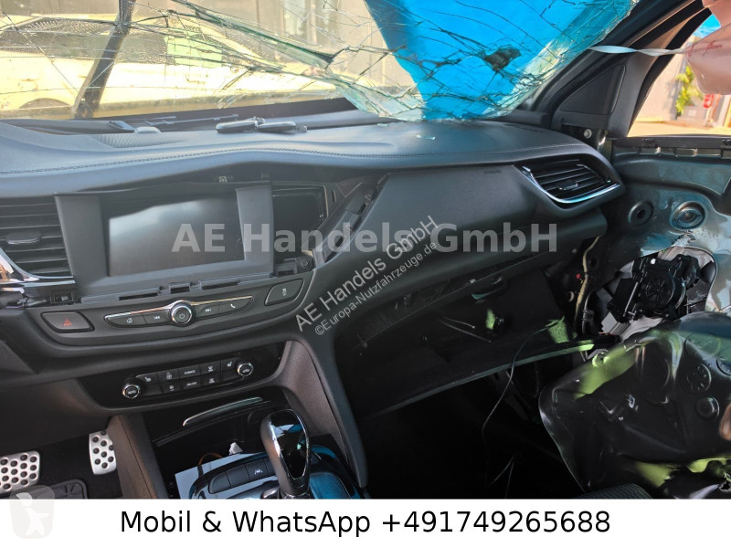Véhicule utilitaire Opel B Sports Tourer...